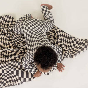 
                  
                    Load image into Gallery viewer, B&amp;amp;W Wavy Checkered Romper
                  
                