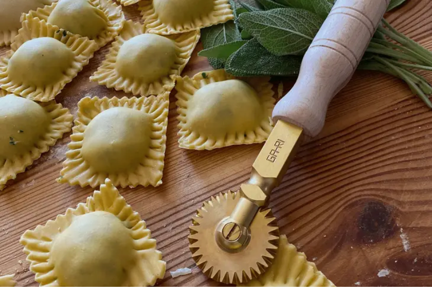 
                  
                    Load image into Gallery viewer, Brass Fluted Pasta &amp;amp; Pastry Wheel
                  
                