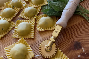 Professional Pasta Cutter Wheel - Smooth and Fluted